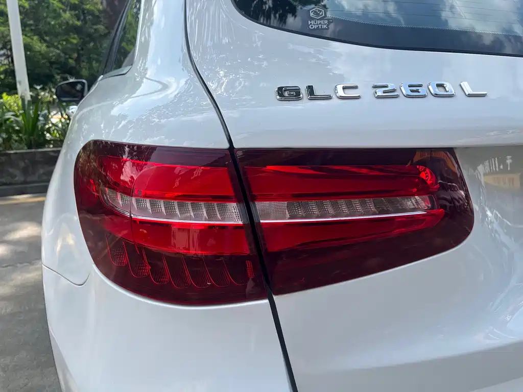 Mercedes-Benz GLC 2018 — фото 19