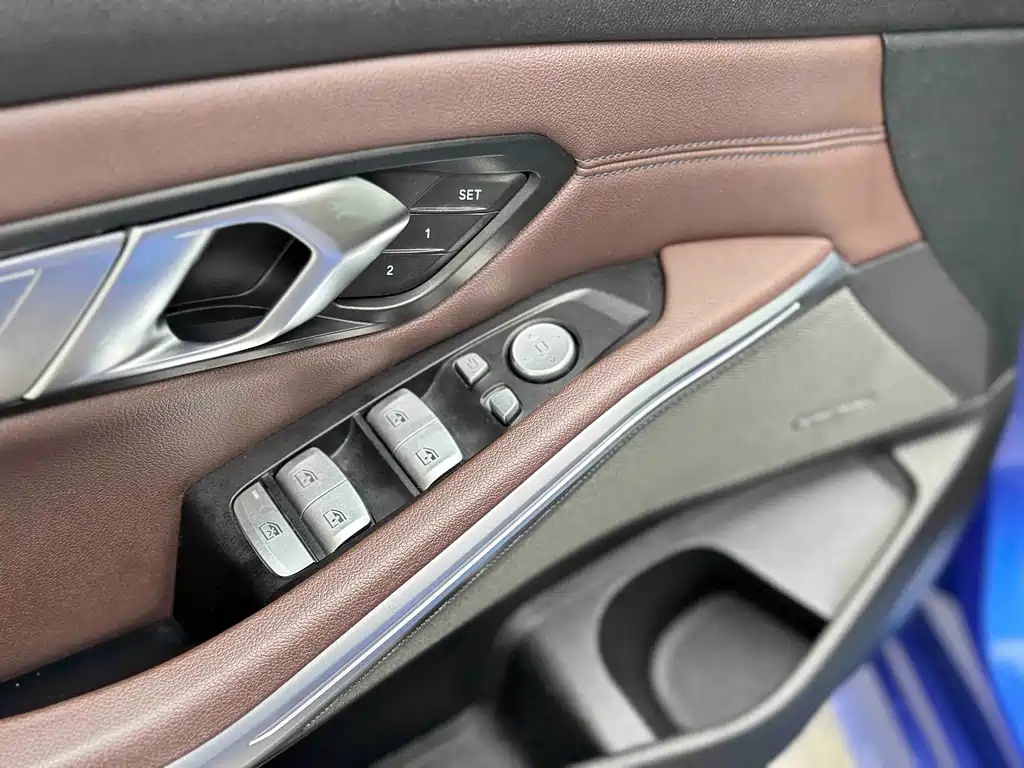 BMW 3 Series 2020 — фото 17