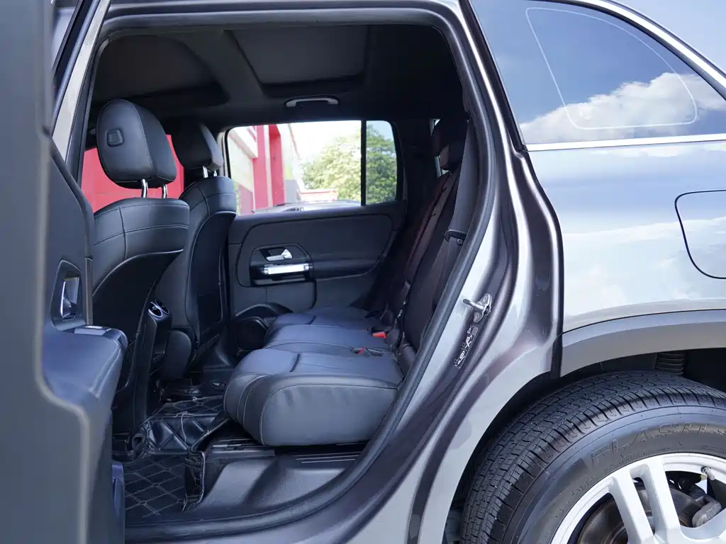Mercedes-Benz GLB 2021