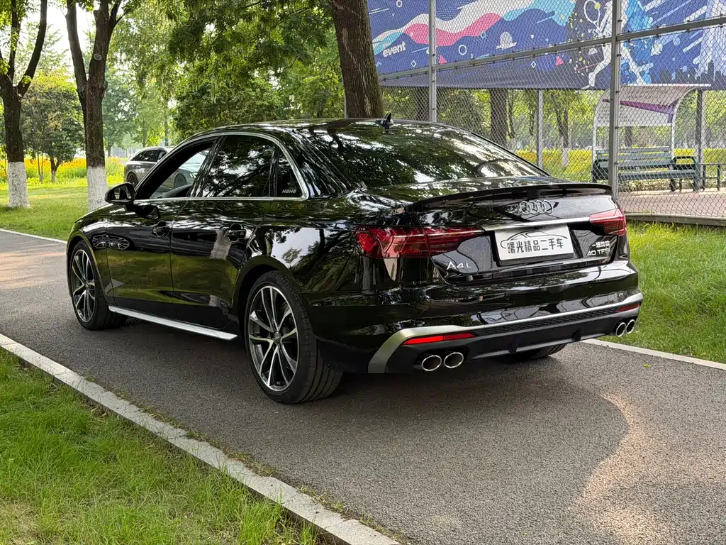 Audi S4 2021 — фото 13