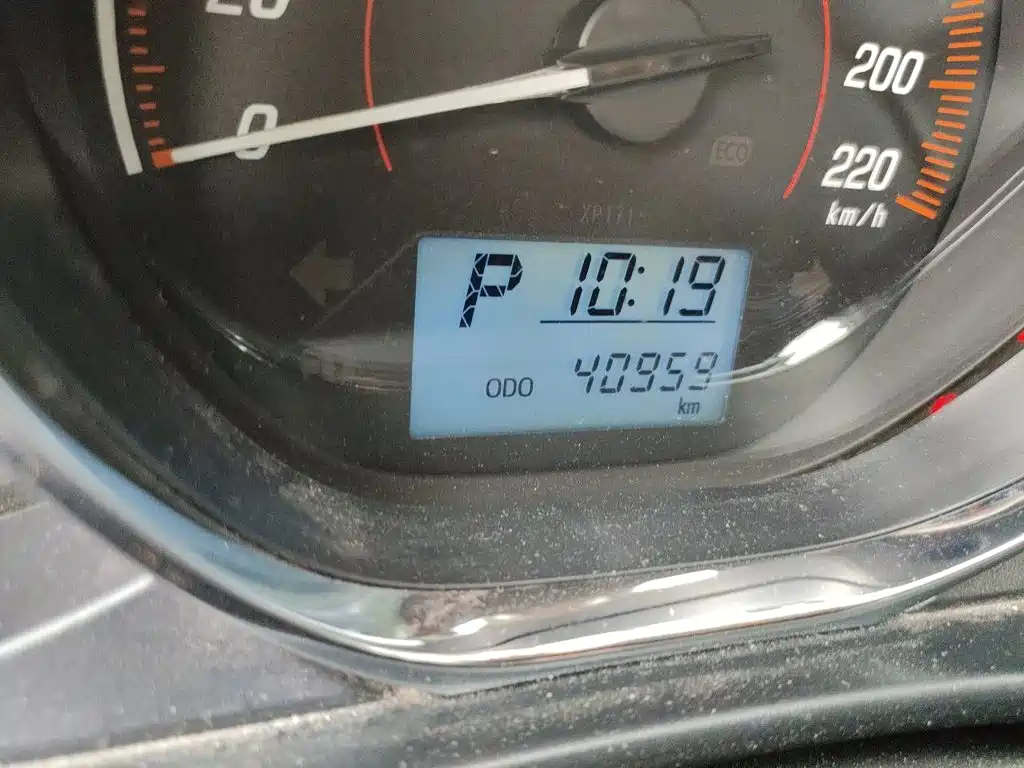 Toyota Yaris L 2021