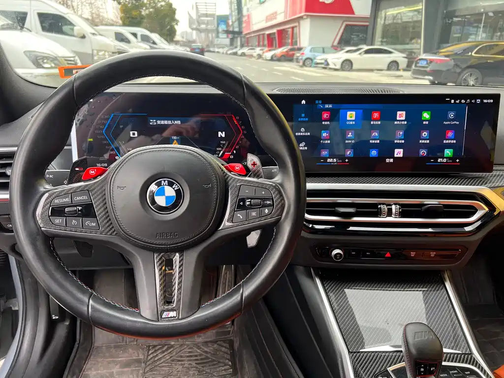 BMW M3 2024 — фото 10