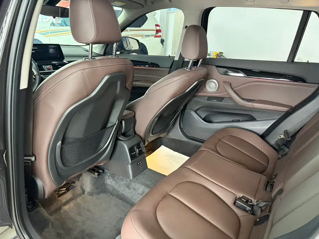 BMW X1 2022 — фото 11