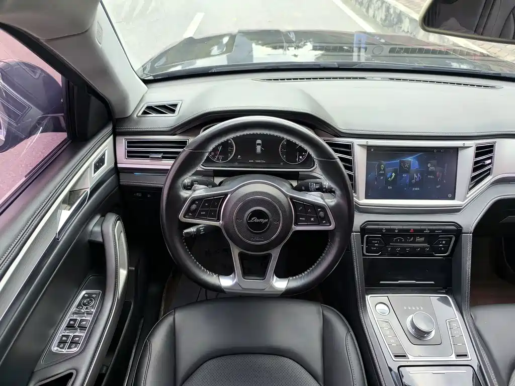 Zotye Damai X7 2018 — фото 13