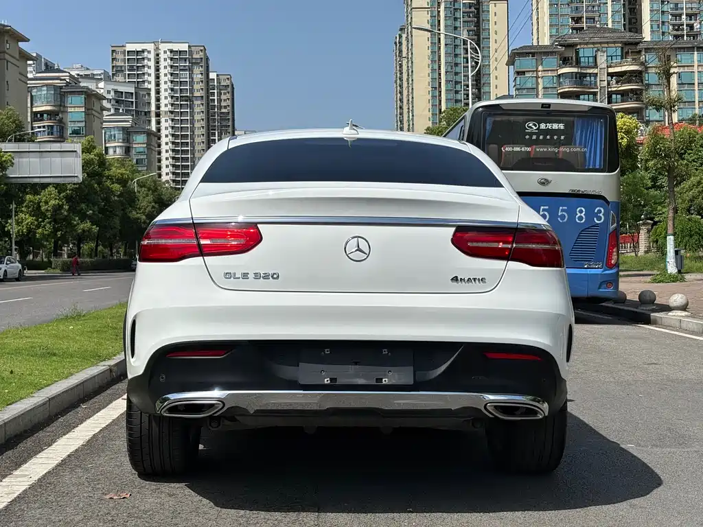 Mercedes-Benz GLE Coupe 2017 — фото 6
