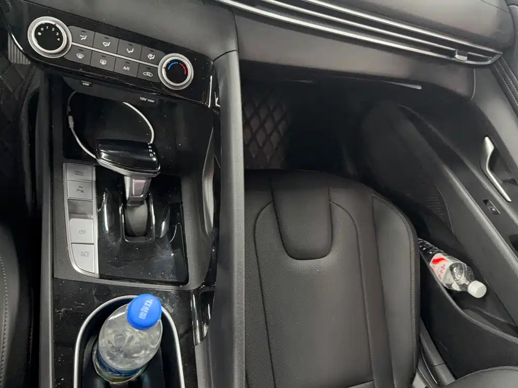 Hyundai Elantra 2022