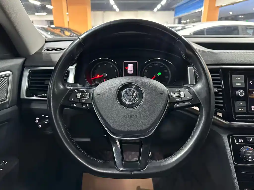 Volkswagen Teramont 2019 — фото 10