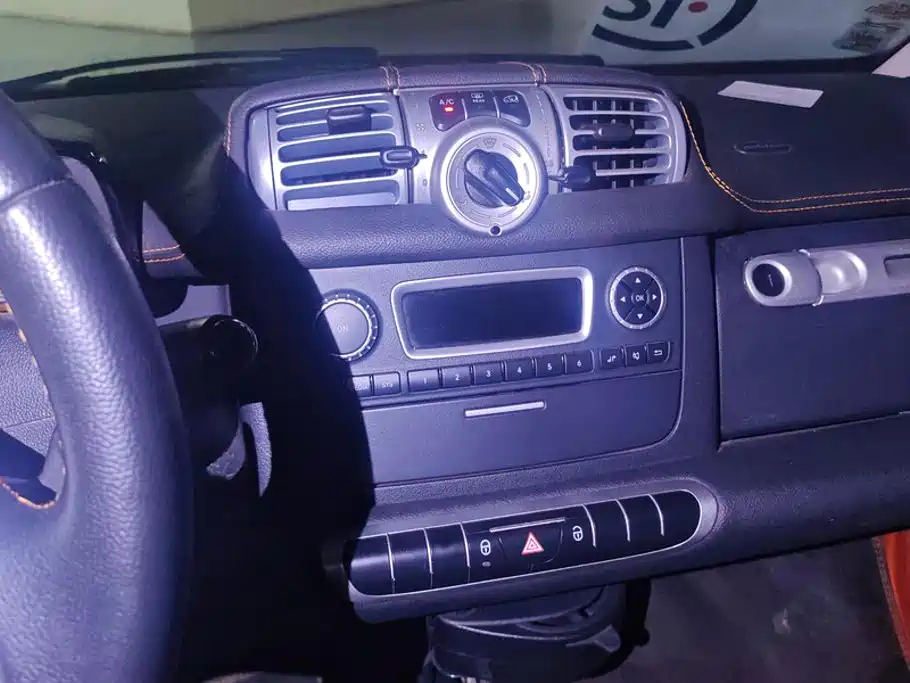 smart Fortwo 2015 — фото 13