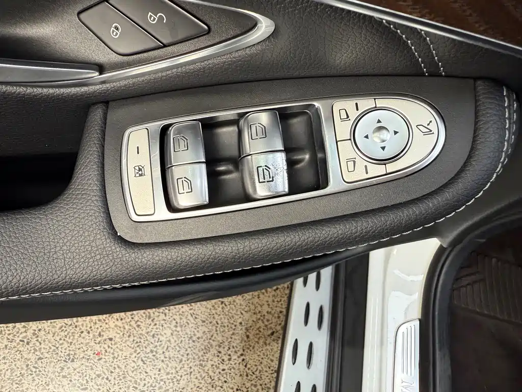 Mercedes-Benz GLC 2020 — фото 13