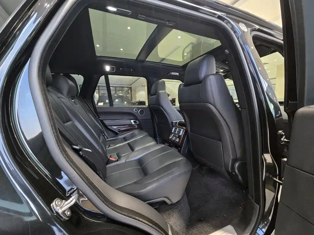 Land Rover Range Rover 2018 — фото 14