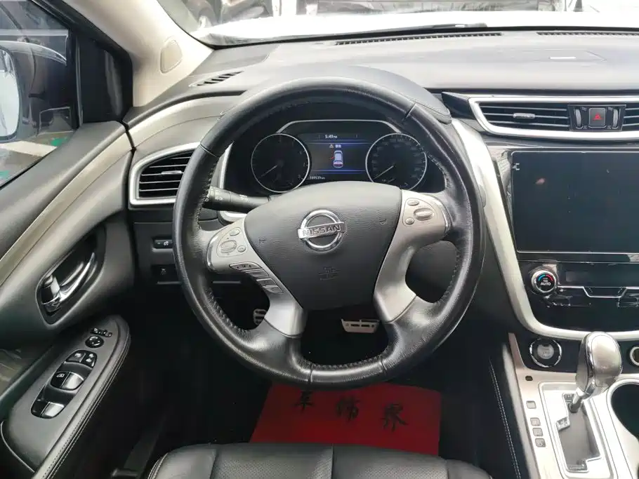 Nissan Murano 2017 — фото 15