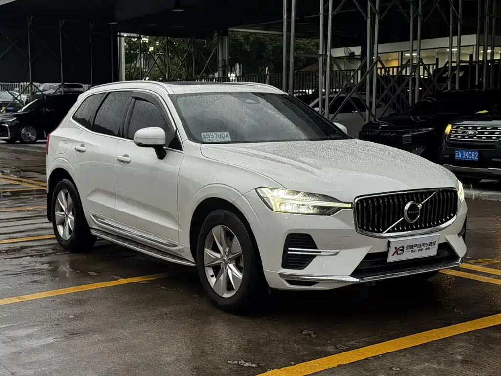 Volvo XC60 2021 — фото 2