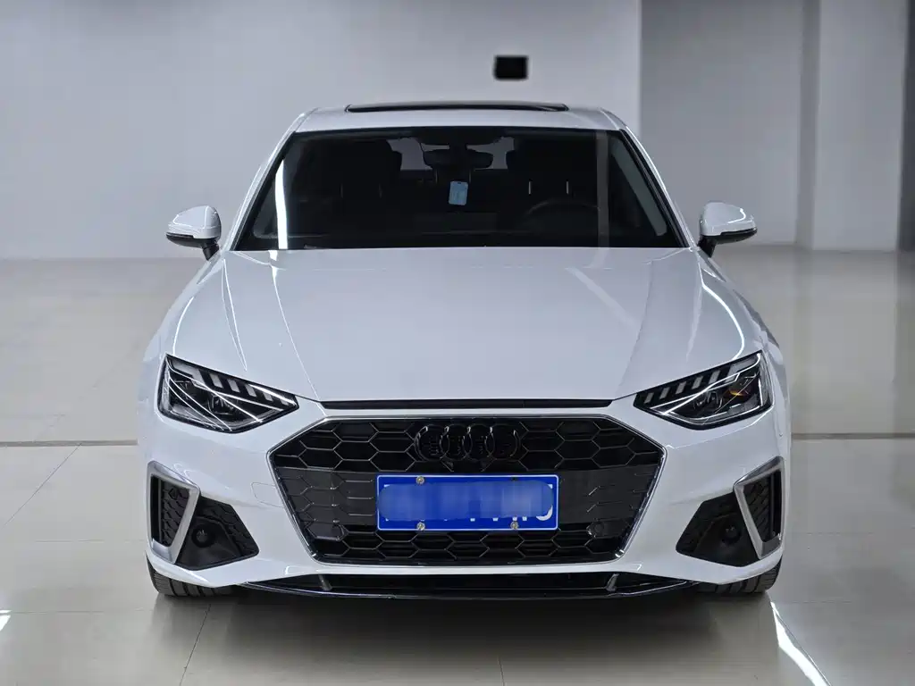 Audi A4L 2021