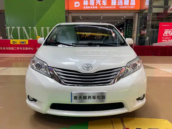 Toyota Sienna 2017