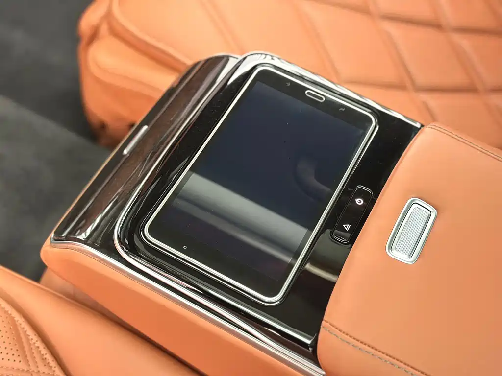 Mercedes-Benz Maybach S-Class 2022 — фото 14