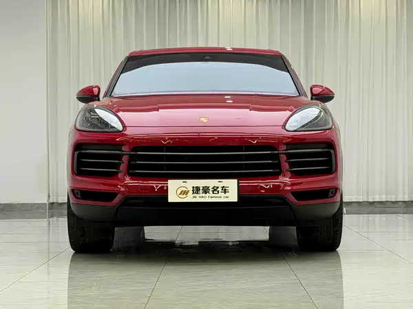 Porsche Cayenne 2022