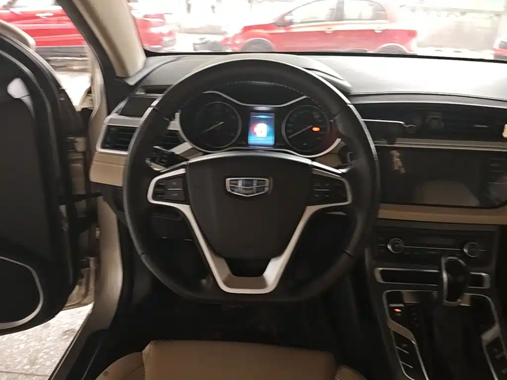 Geely Emgrand 2019 — фото 11