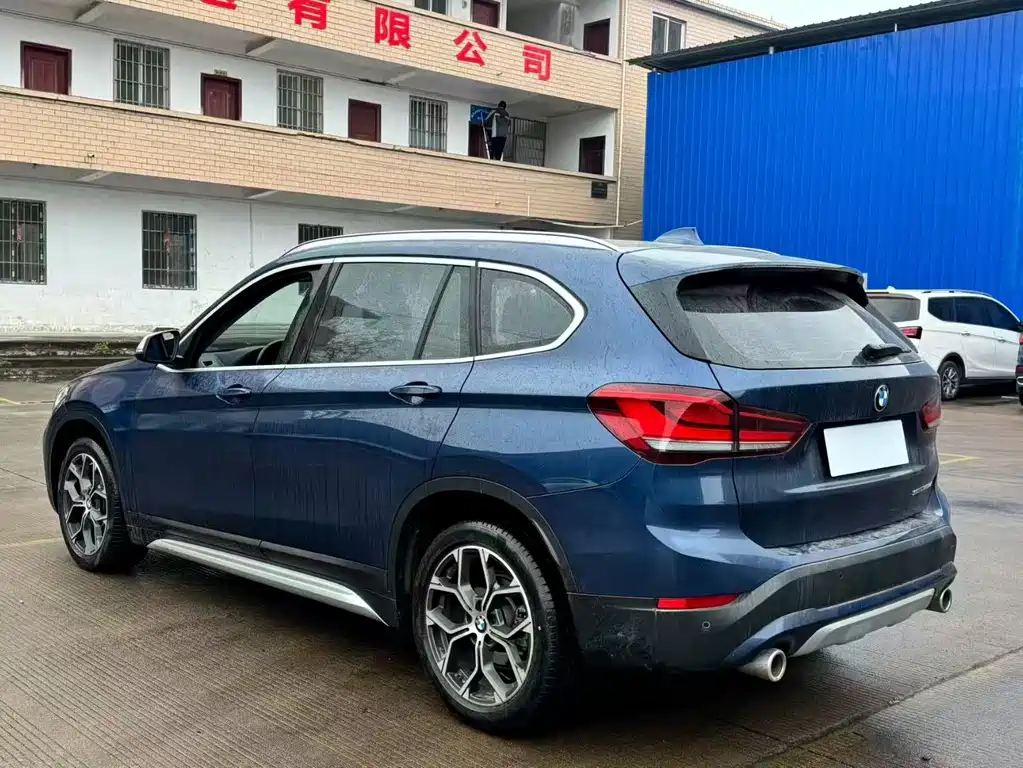 BMW X1 2021 — фото 6