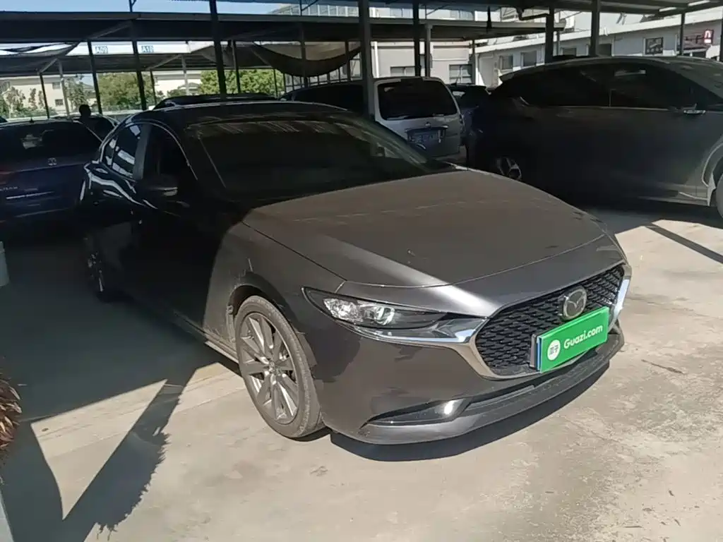 Mazda 3 Axela 2023
