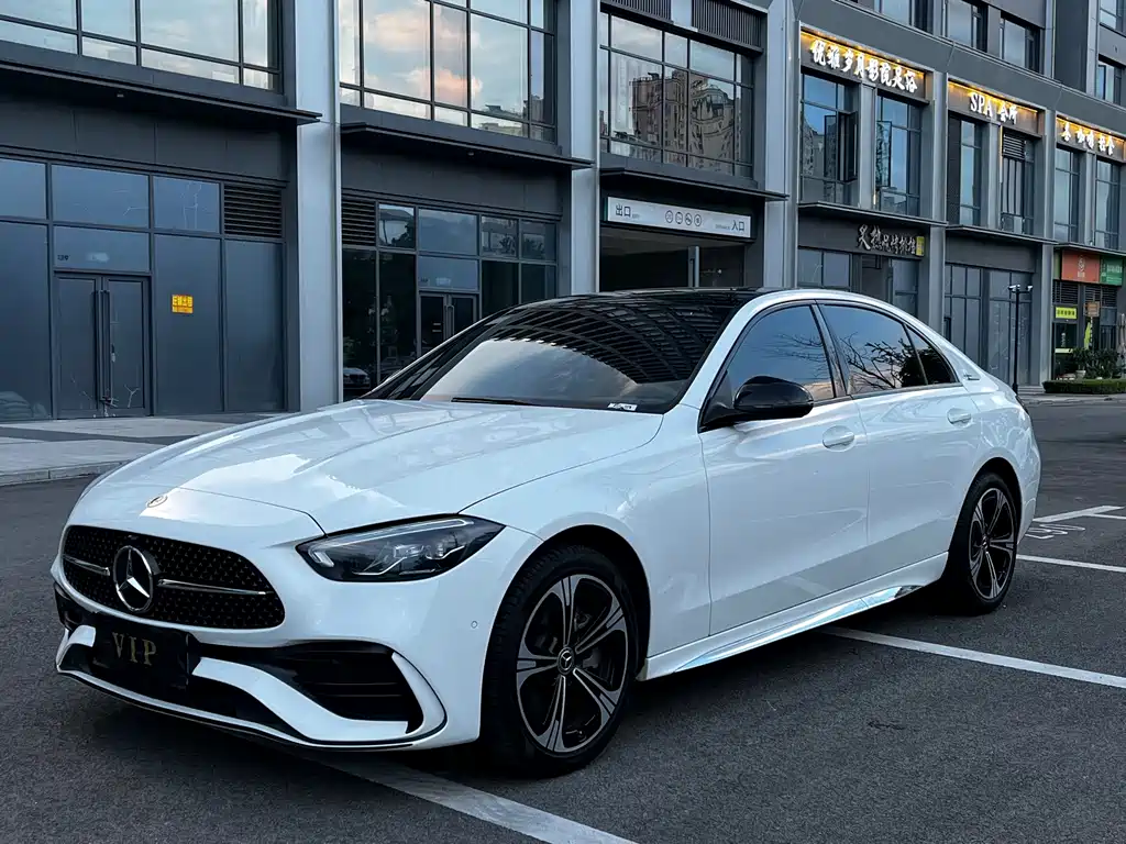 Mercedes-Benz C-Class 2022
