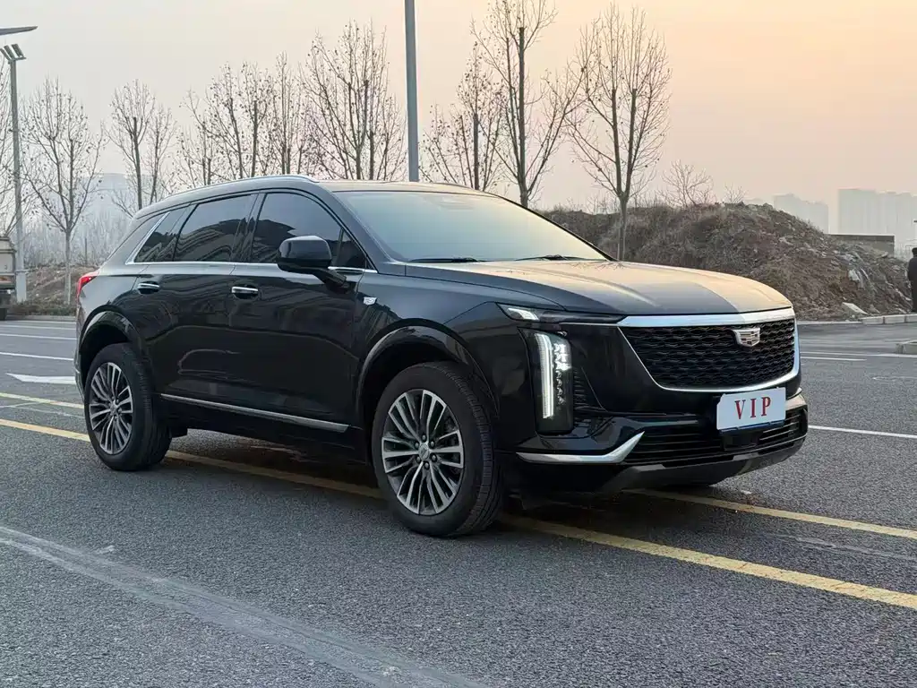 Cadillac XT5 2025 — фото 3