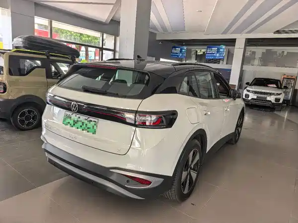 Volkswagen ID.4 X 2025