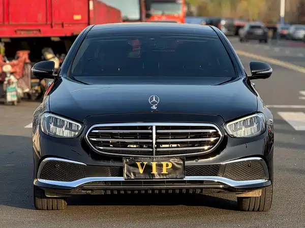 Mercedes-Benz E-Class 2023