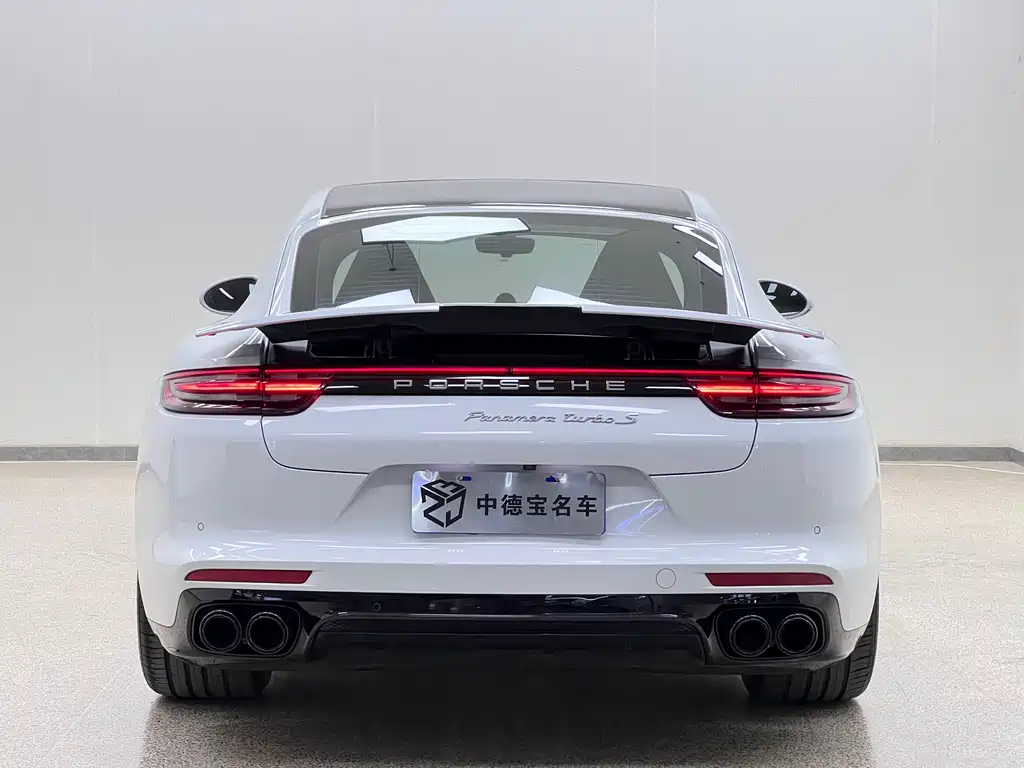 Porsche Panamera 2017 — фото 7