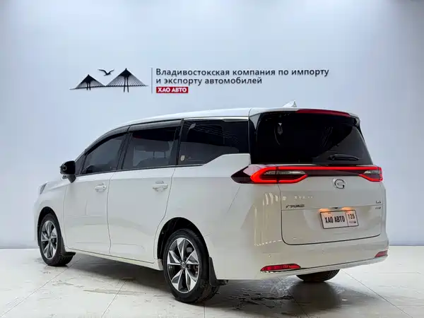 GAC Trumpchi M6 2022