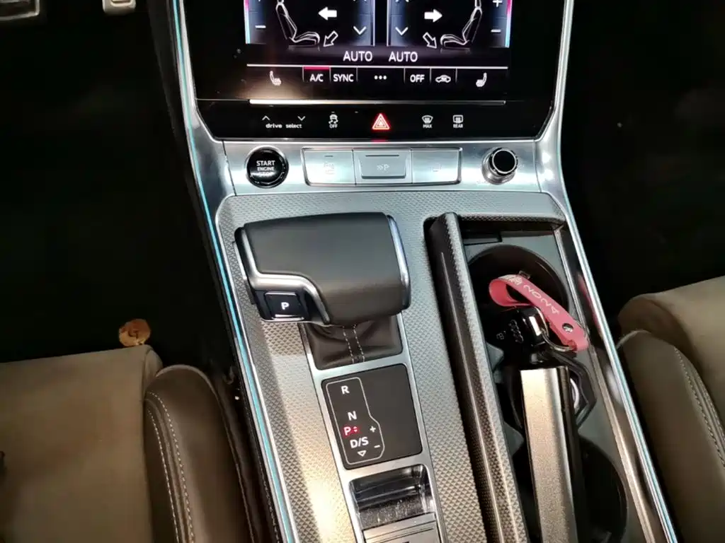 Audi A7L 2023 — фото 14