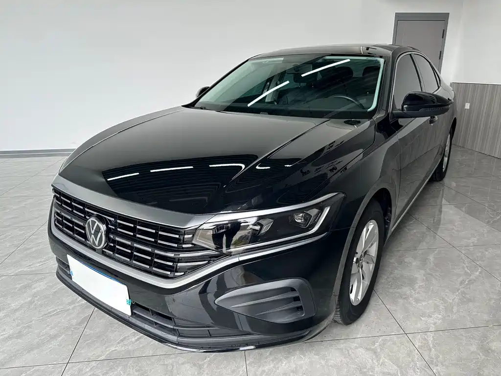 Volkswagen Passat 2023