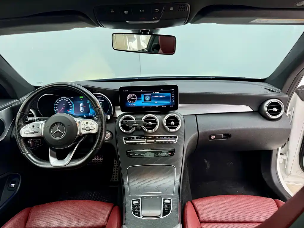 Mercedes-Benz C-Class 2019 — фото 16