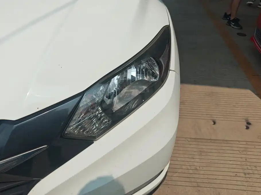 Honda Vezel 2016