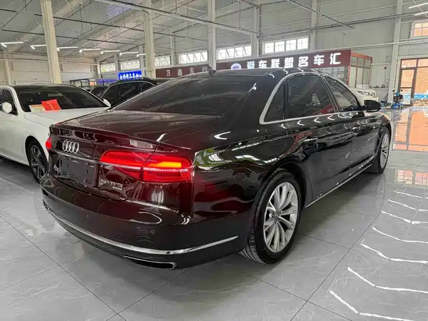 Audi A8 2015