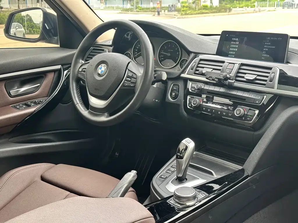 BMW 3 Series 2019