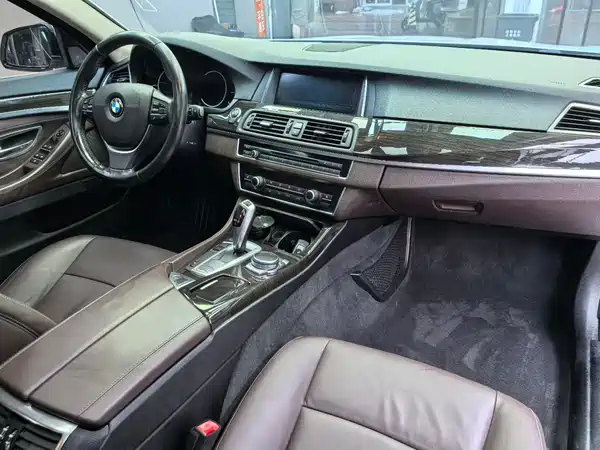 BMW 5 Series 2017