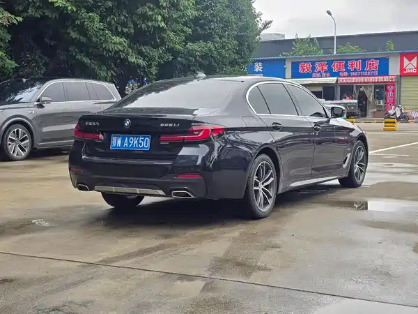 BMW 5 Series 2023