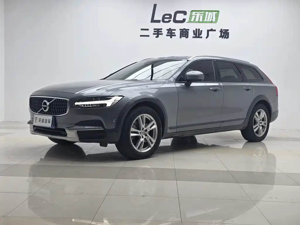 Volvo V90 2018 — фото 1