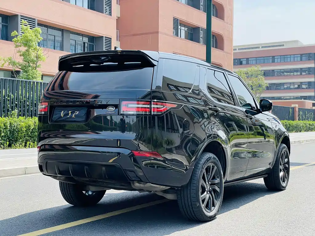 Land Rover Discovery 2020 — фото 37