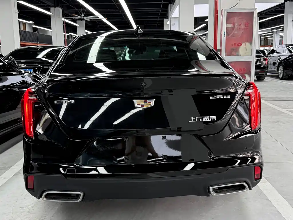 Cadillac CT4 2023 — фото 16