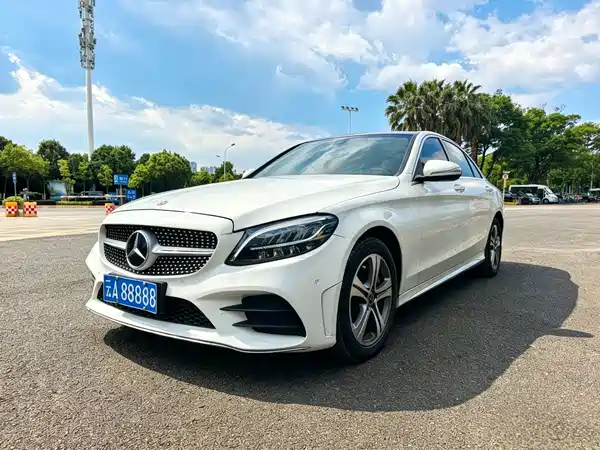 Mercedes-Benz C-Class 2019