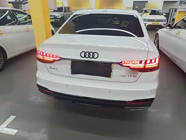 Audi A4L 2023