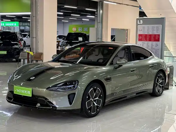 Xiaomi SU7 2025