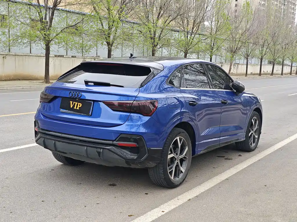 Audi Q3 Sportback 2021 — фото 7