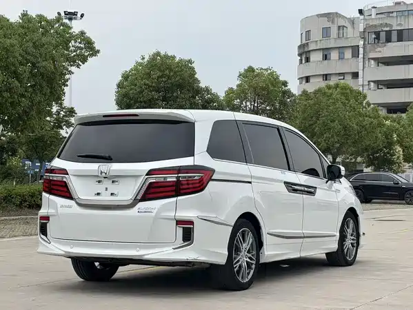 Honda Elysion 2021