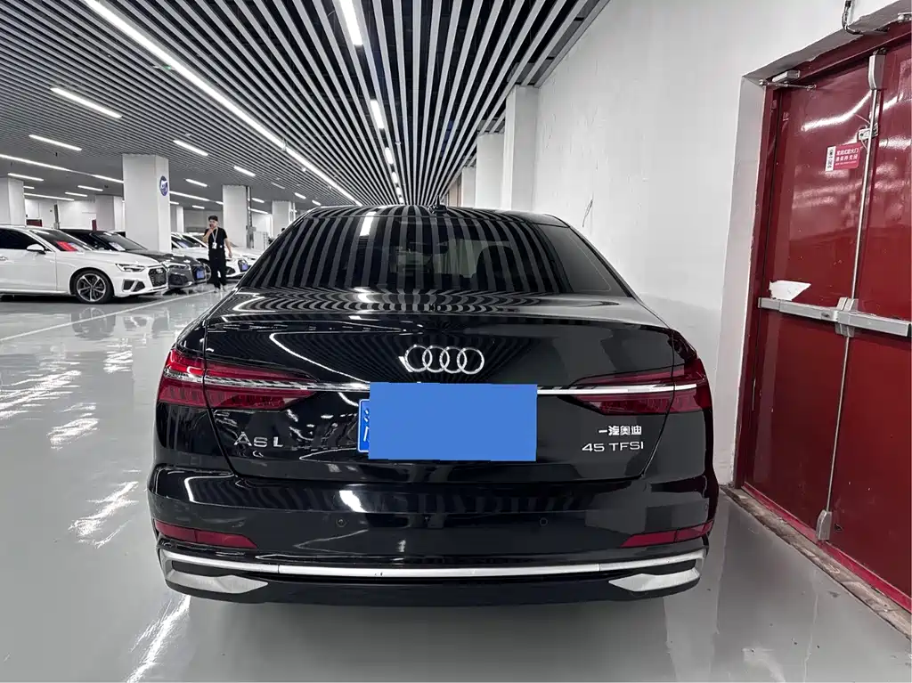 Audi A6L 2024 — фото 14