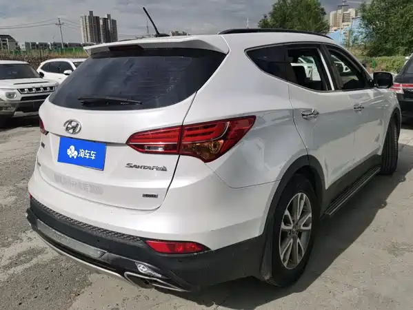 Hyundai Santa Fe 2014