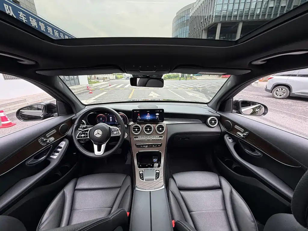 Mercedes-Benz GLC 2022 — фото 10