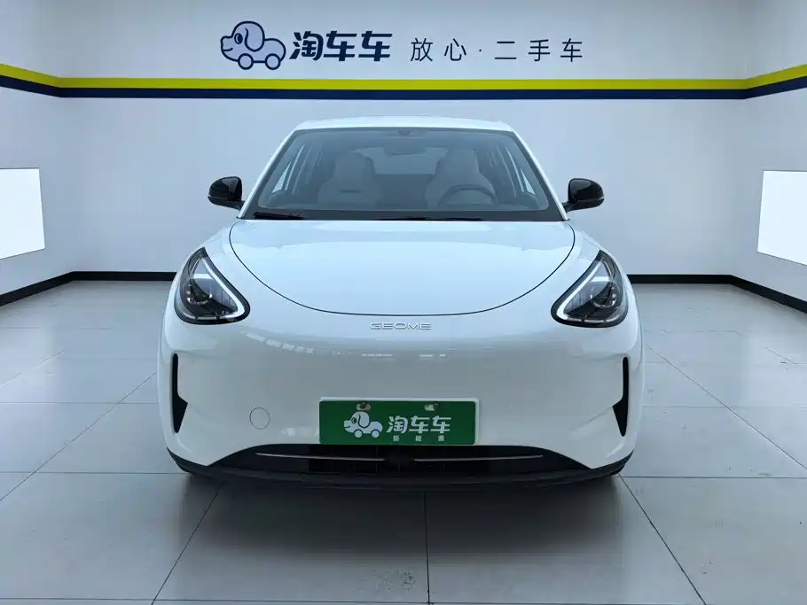 Geely Galaxy Starwish 2025 — фото 2