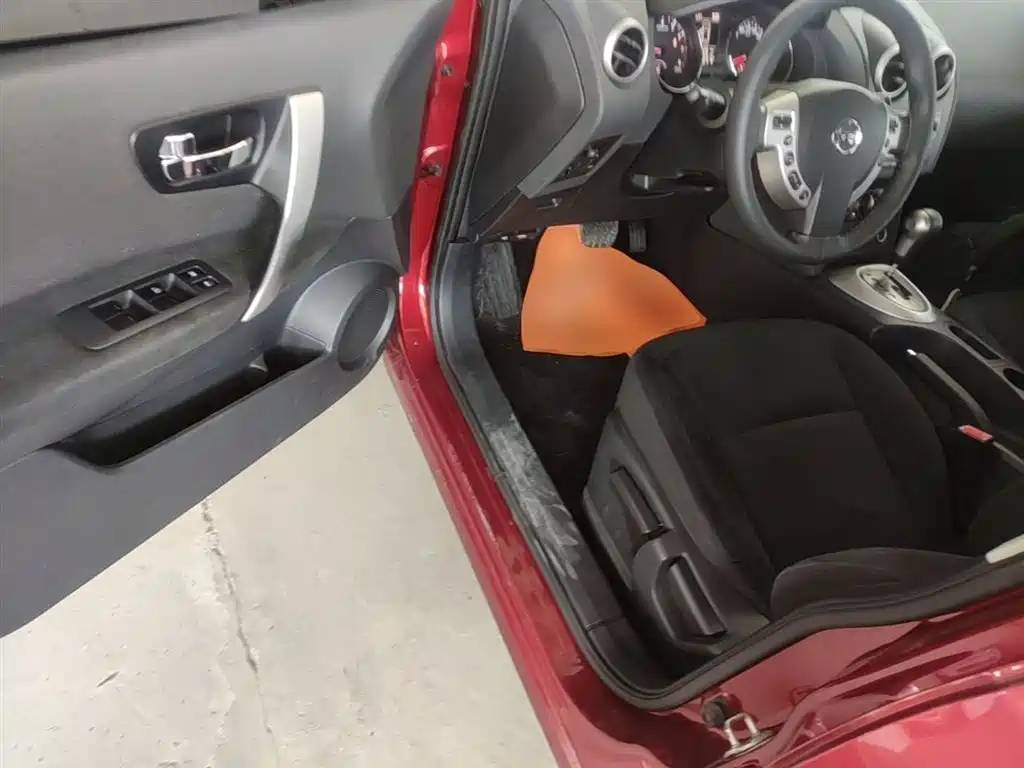 Nissan Qashqai 2015 — фото 16